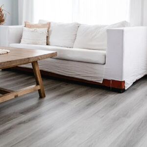 Piso Vinílico SPC Gris (2021)